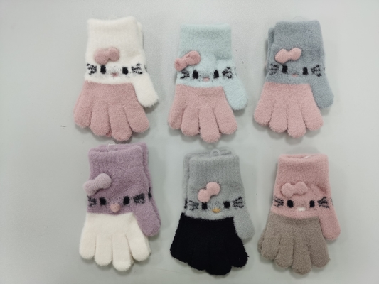 Custom Logo Winter Knit Gloves for Warmth in Stylish Patterns